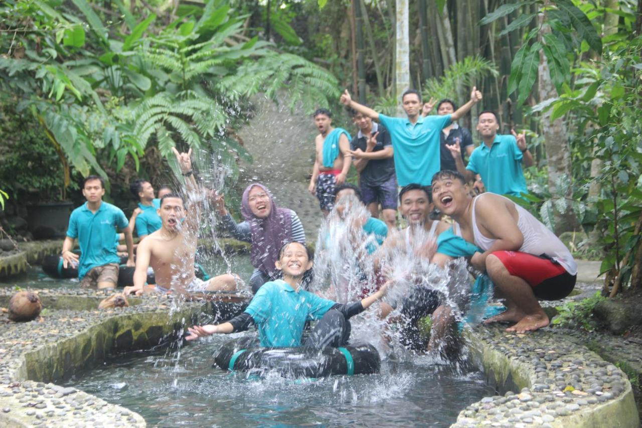 Villa Kampung Ayem Riverside Sleman  Esterno foto